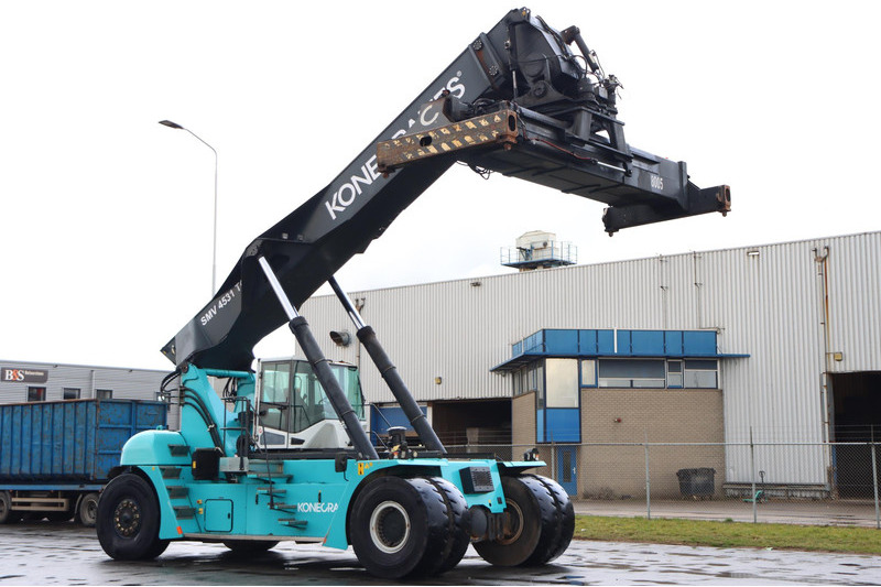 KONECRANES 4531TC5 - Konténerrakodó: 1 kép. KONECRANES 4531TC5 - Konténerrakodó: 1 kép.