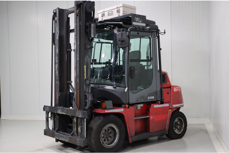 Kalmar DCG50-6H - Dízel targonca: 2 kép. Kalmar DCG50-6H - Dízel targonca: 2 kép.