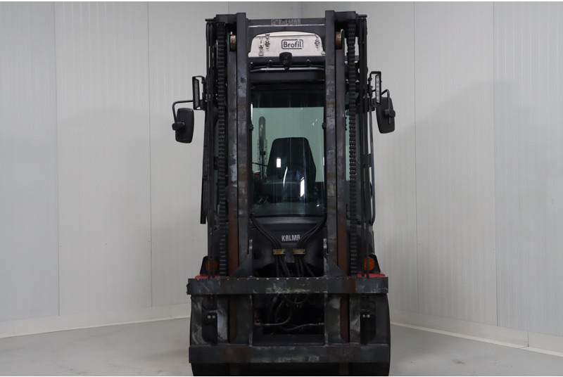 Kalmar DCG50-6H - Dízel targonca: 3 kép. Kalmar DCG50-6H - Dízel targonca: 3 kép.
