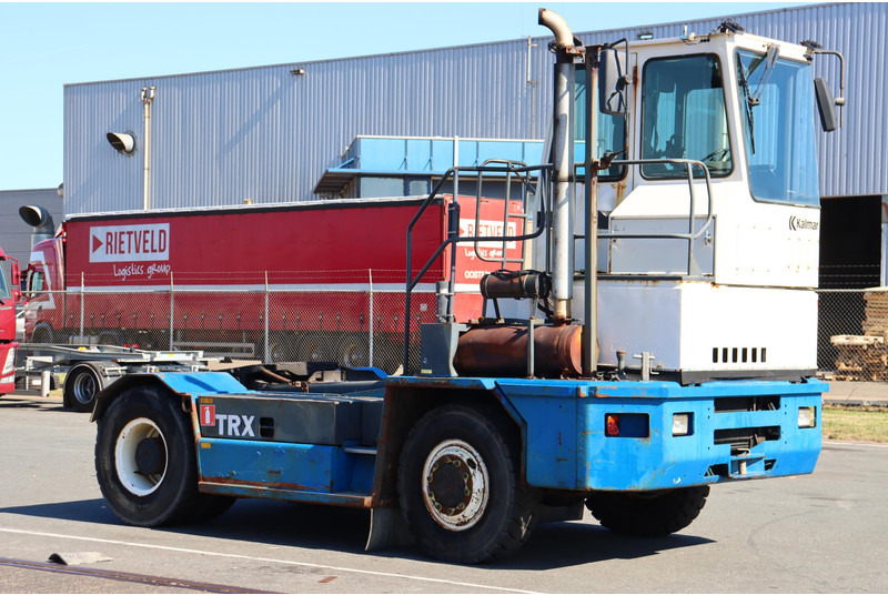 Kalmar TRX182A - Terminál targoncá: 1 kép. Kalmar TRX182A - Terminál targoncá: 1 kép.