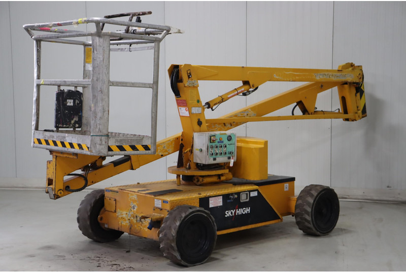 Személyemelő SkyHigh ST120: 7 kép. Személyemelő SkyHigh ST120: 7 kép.