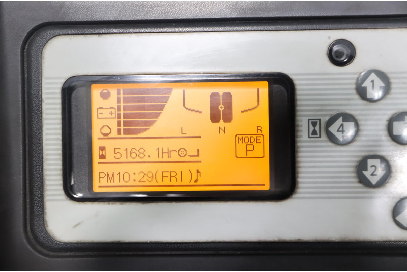 Elektromos targonca UniCarriers AG1N1L16Q: 8 kép.