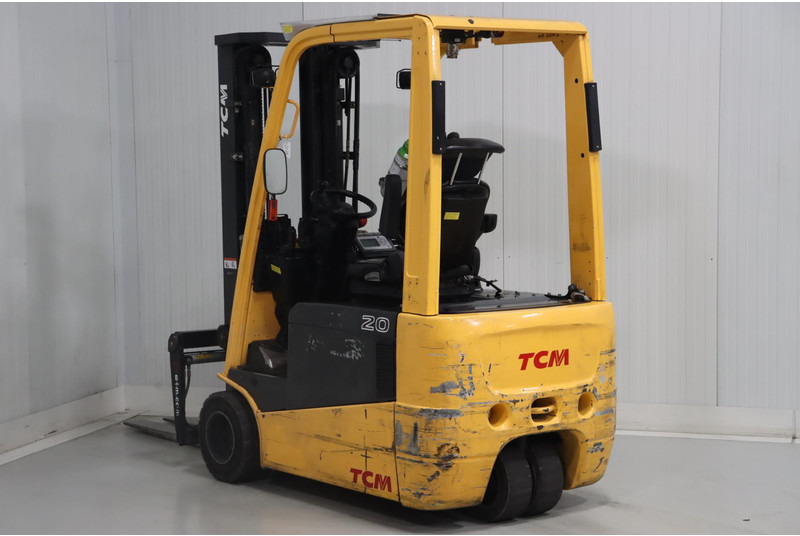 UniCarriers AG1N1L20H - Elektromos targonca: 4 kép. UniCarriers AG1N1L20H - Elektromos targonca: 4 kép.