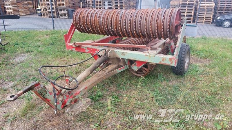Cambridgewalze 6,10 m - Mezőgazdasági hengerek: 1 kép. Cambridgewalze 6,10 m - Mezőgazdasági hengerek: 1 kép.