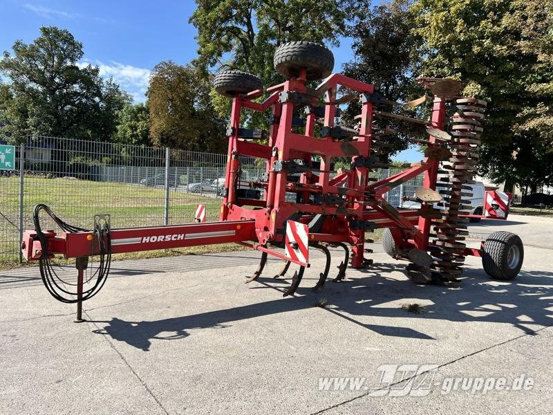 Horsch Terrano 6 FX - Kultivátor: 1 kép. Horsch Terrano 6 FX - Kultivátor: 1 kép.