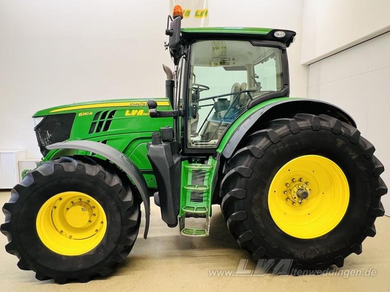 John Deere 6210R - Traktor: 5 kép. John Deere 6210R - Traktor: 5 kép.
