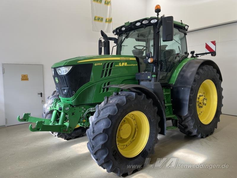 John Deere 6215R - Traktor: 3 kép. John Deere 6215R - Traktor: 3 kép.