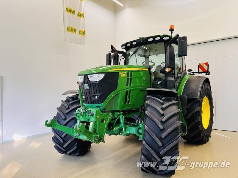 John Deere 6250R - Traktor: 1 kép. John Deere 6250R - Traktor: 1 kép.