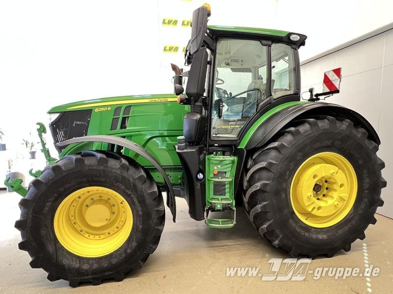 John Deere 6250R ULTIMATE CommandPro - Traktor: 4 kép. John Deere 6250R ULTIMATE CommandPro - Traktor: 4 kép.