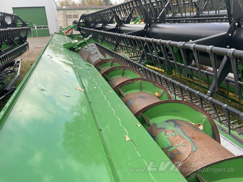 John Deere 735X - Kombájn adapter: 5 kép. John Deere 735X - Kombájn adapter: 5 kép.