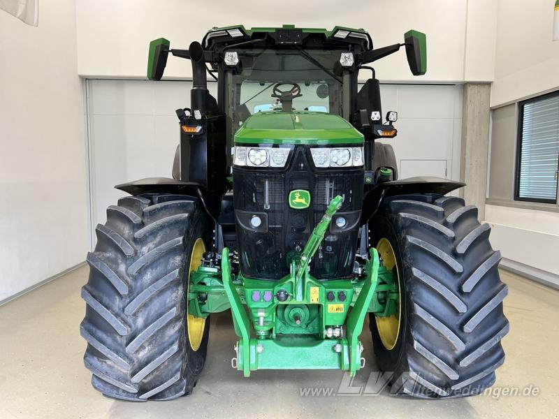 John Deere 7R 350 - Traktor: 3 kép. John Deere 7R 350 - Traktor: 3 kép.