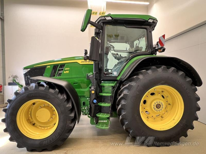 John Deere 7R 350 - Traktor: 5 kép. John Deere 7R 350 - Traktor: 5 kép.