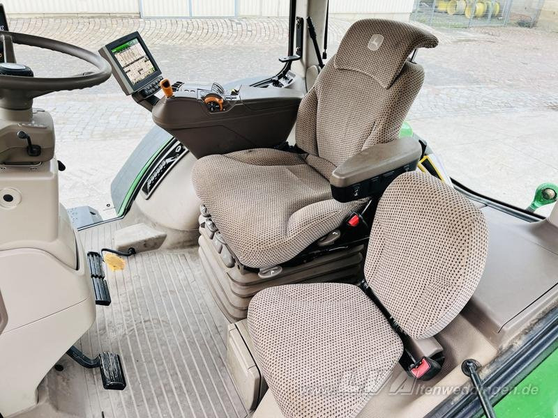 Traktor John Deere 8345R E23 PowerShift: 9 kép.