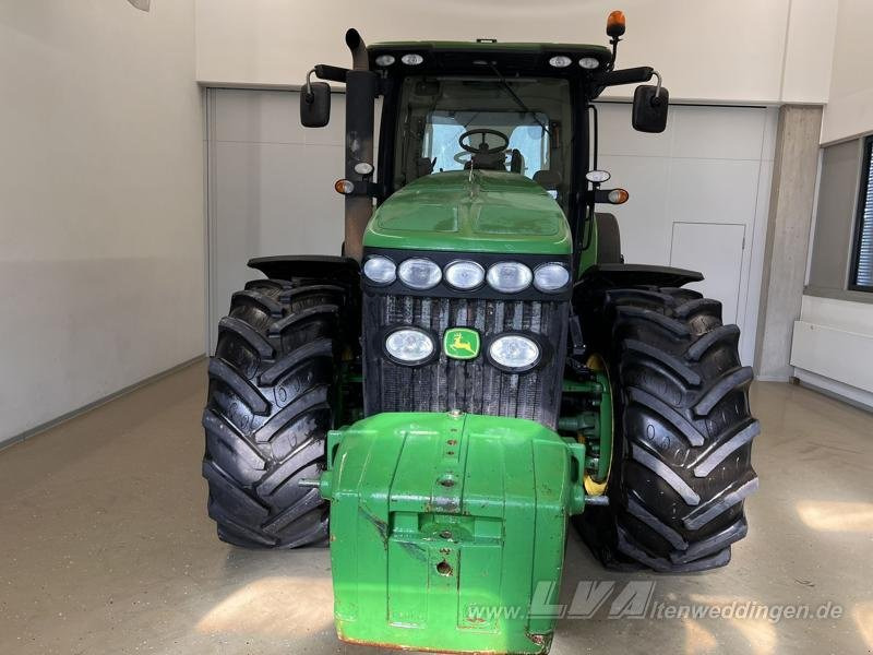 John Deere 8345R - Traktor: 3 kép. John Deere 8345R - Traktor: 3 kép.