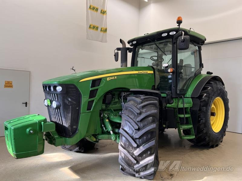 John Deere 8345R - Traktor: 1 kép. John Deere 8345R - Traktor: 1 kép.