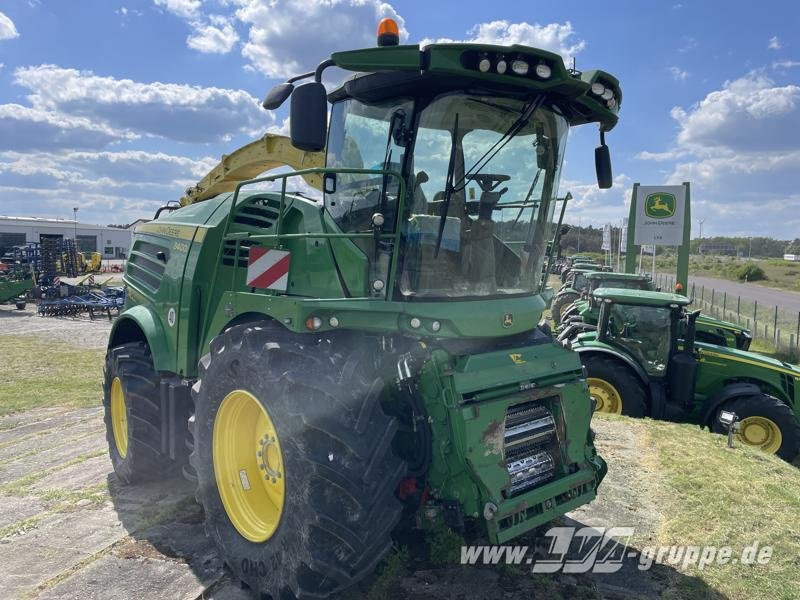 John Deere 8400 - Traktor: 1 kép. John Deere 8400 - Traktor: 1 kép.