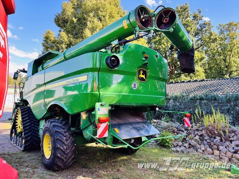 John Deere S780 - Kombájn: 5 kép. John Deere S780 - Kombájn: 5 kép.