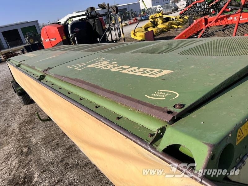 Krone X-DISC 6200 - Fűkasza: 2 kép. Krone X-DISC 6200 - Fűkasza: 2 kép.