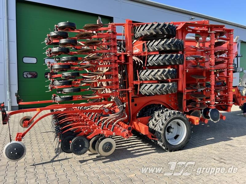 Kuhn Espro 6000R - Kombinált vetőgép: 2 kép. Kuhn Espro 6000R - Kombinált vetőgép: 2 kép.