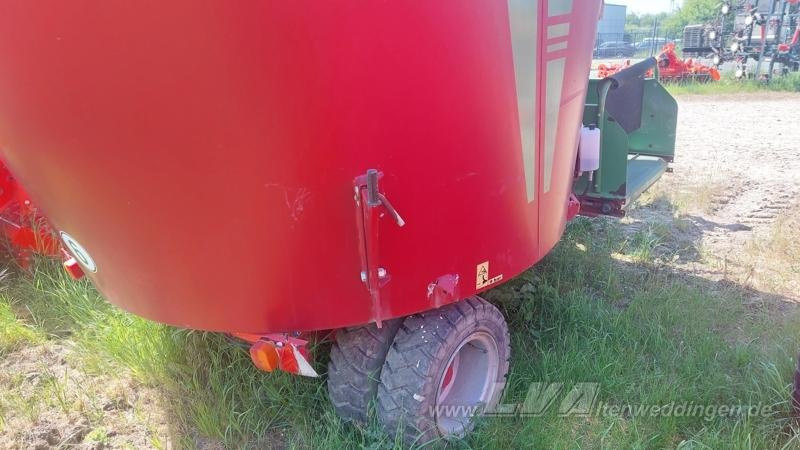 Strautmann Verti-Mix 1451 - Etetőkocsi: 5 kép. Strautmann Verti-Mix 1451 - Etetőkocsi: 5 kép.
