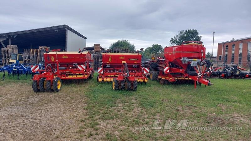 Väderstad Rapid RD300S - Super XL - Szemenkénti vetőgép: 2 kép. Väderstad Rapid RD300S - Super XL - Szemenkénti vetőgép: 2 kép.