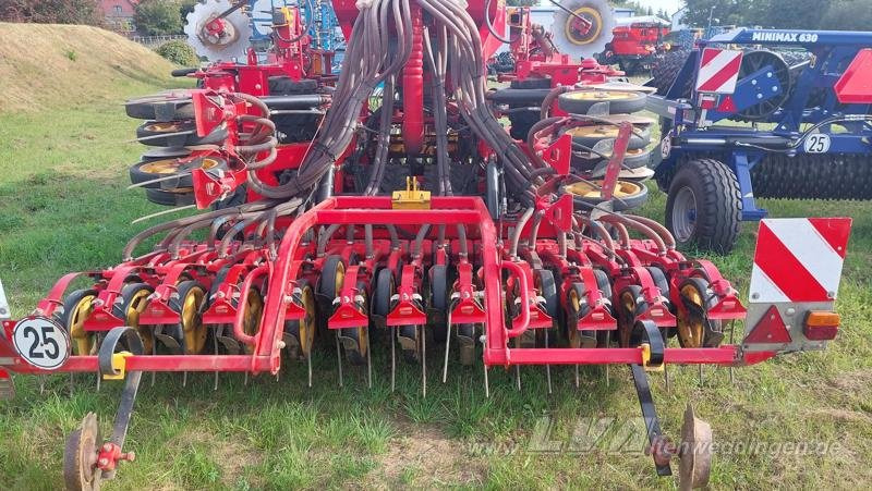 Väderstad Spirit ST 400 S - Szemenkénti vetőgép: 3 kép. Väderstad Spirit ST 400 S - Szemenkénti vetőgép: 3 kép.
