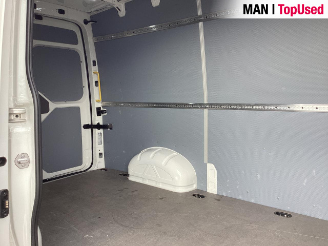 MAN TGE 3.140 4X2F SB Kastenwagen - Furgon: 5 kép. MAN TGE 3.140 4X2F SB Kastenwagen - Furgon: 5 kép.