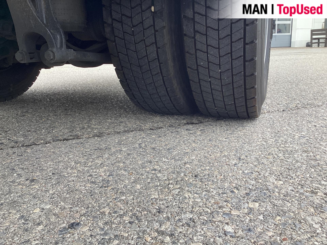 MAN TGM 18.290 4X2 LL - Dobozos felépítményű teherautó: 3 kép. MAN TGM 18.290 4X2 LL - Dobozos felépítményű teherautó: 3 kép.