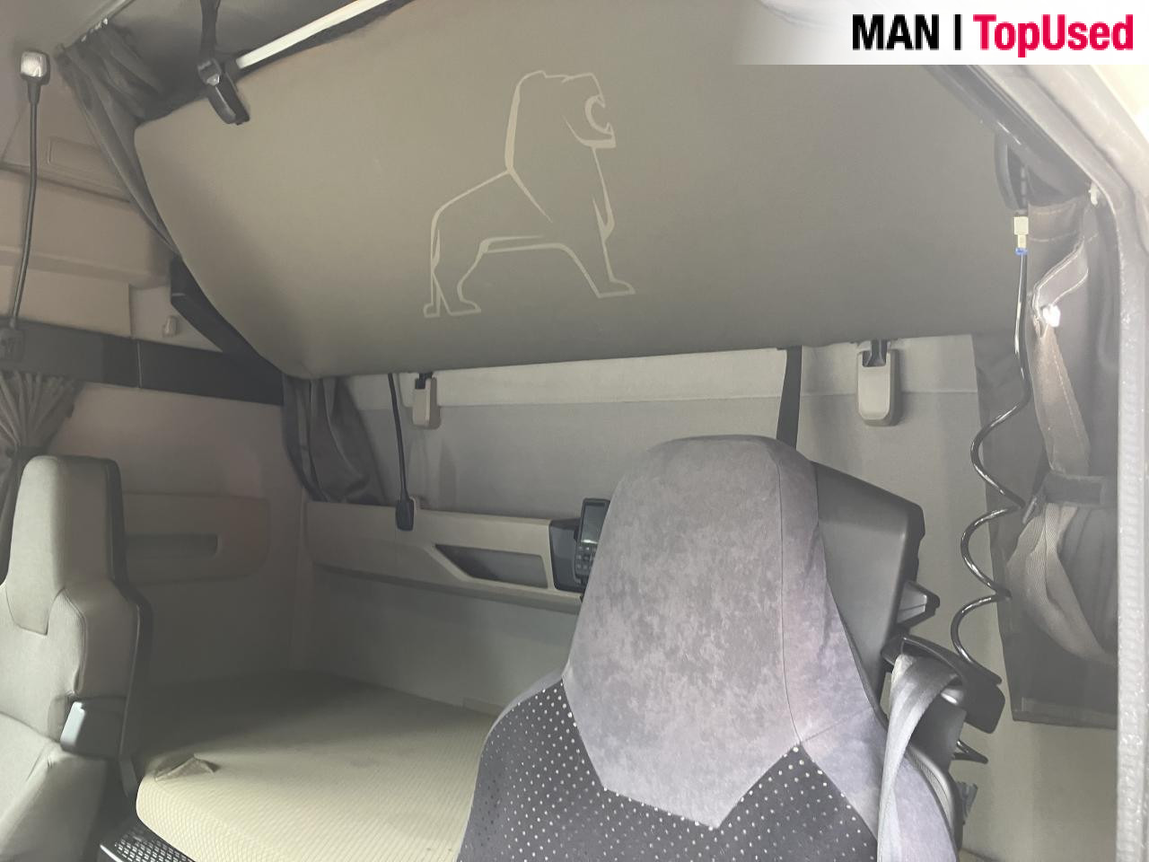 MAN TGX 18.470 4x2 BL SA - Nyergesvontató: 4 kép. MAN TGX 18.470 4x2 BL SA - Nyergesvontató: 4 kép.