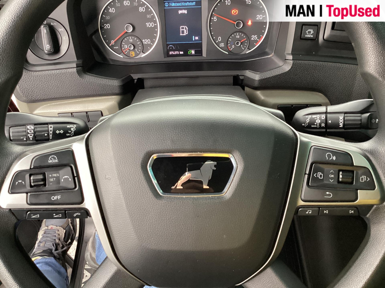 MAN TGX 18.470 4x2 LL SA - Nyergesvontató: 5 kép. MAN TGX 18.470 4x2 LL SA - Nyergesvontató: 5 kép.