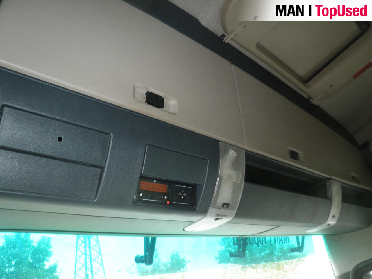 MAN TGX 18.500 4X2 BLS - Nyergesvontató: 2 kép. MAN TGX 18.500 4X2 BLS - Nyergesvontató: 2 kép.