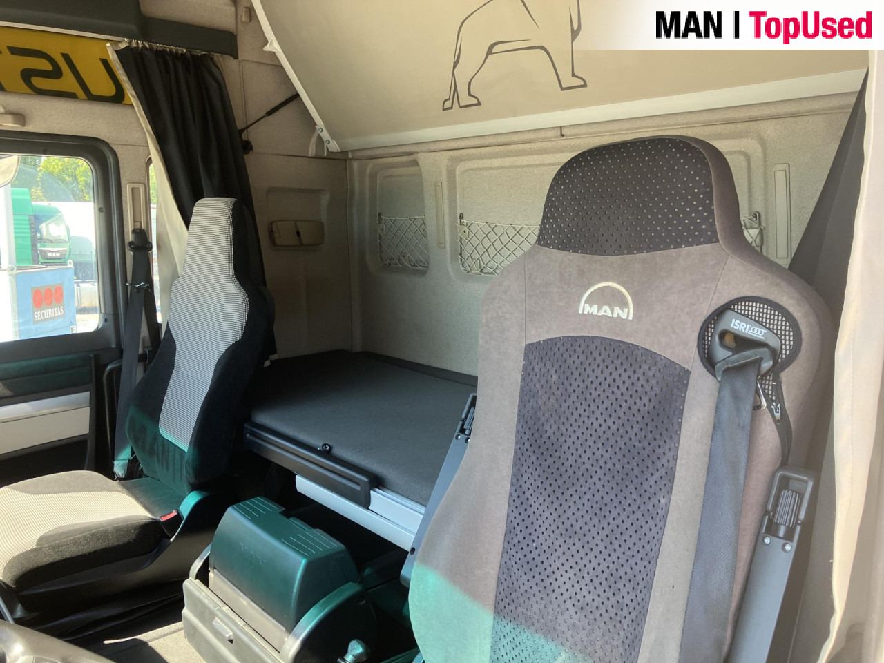 MAN TGX 18.500 4X2 BLS - Nyergesvontató: 2 kép. MAN TGX 18.500 4X2 BLS - Nyergesvontató: 2 kép.