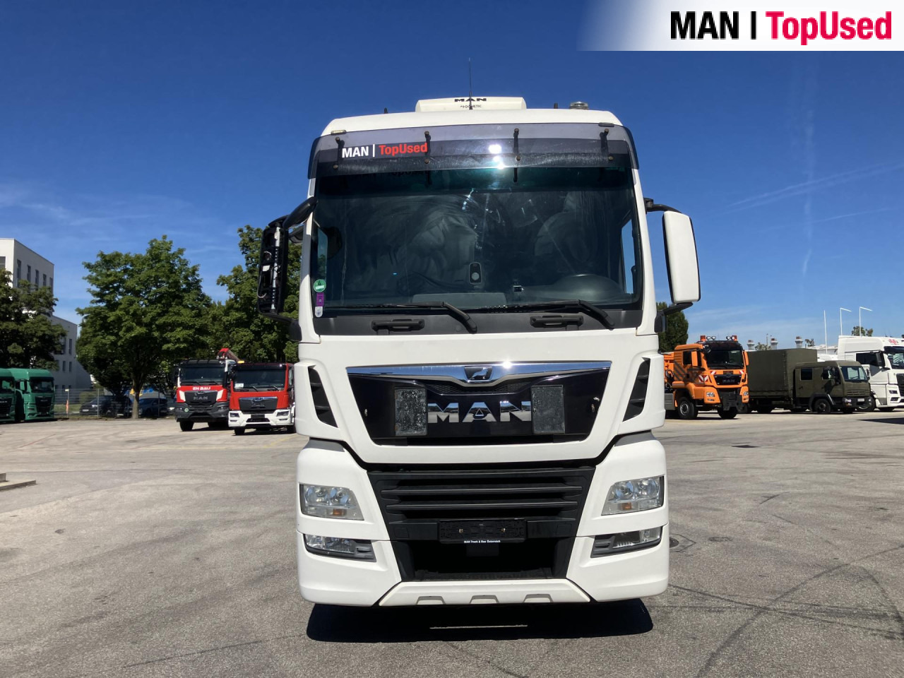 MAN TGX 18.500 4X2 BLS XXL - Nyergesvontató: 5 kép. MAN TGX 18.500 4X2 BLS XXL - Nyergesvontató: 5 kép.