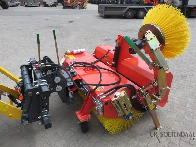 Új Ferde seprő - Építőipari gépek ADLER K600/150 SWEEPER: 7 kép.