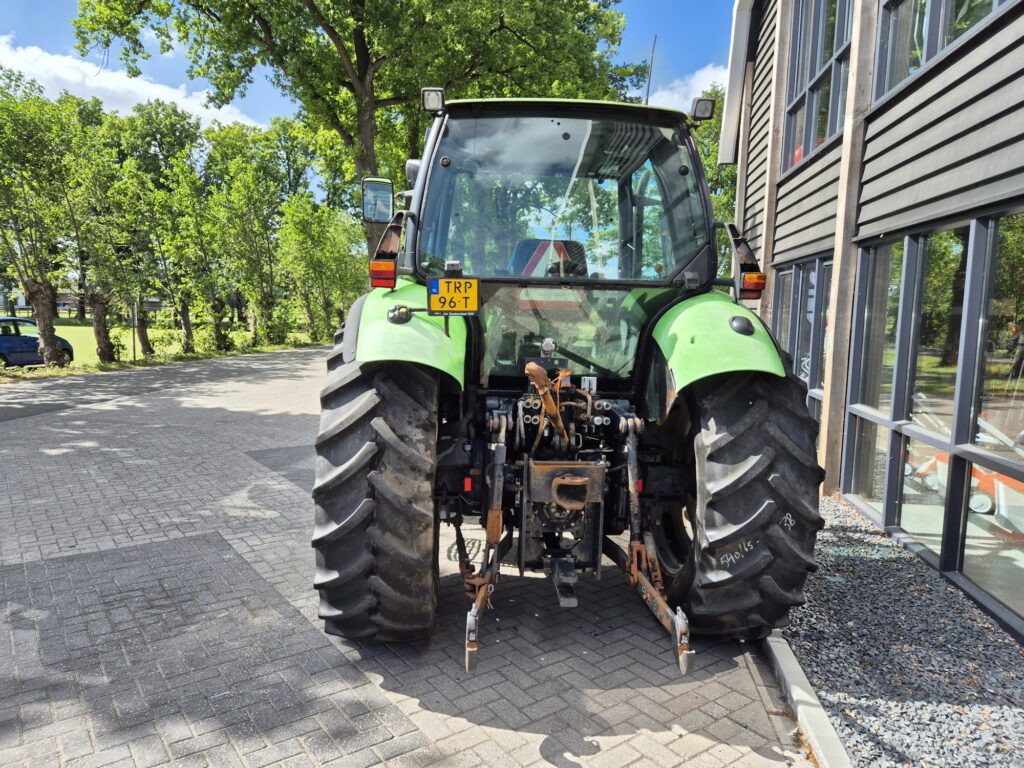 DEUTZ AGROTRON 85 - Traktor: 5 kép. DEUTZ AGROTRON 85 - Traktor: 5 kép.