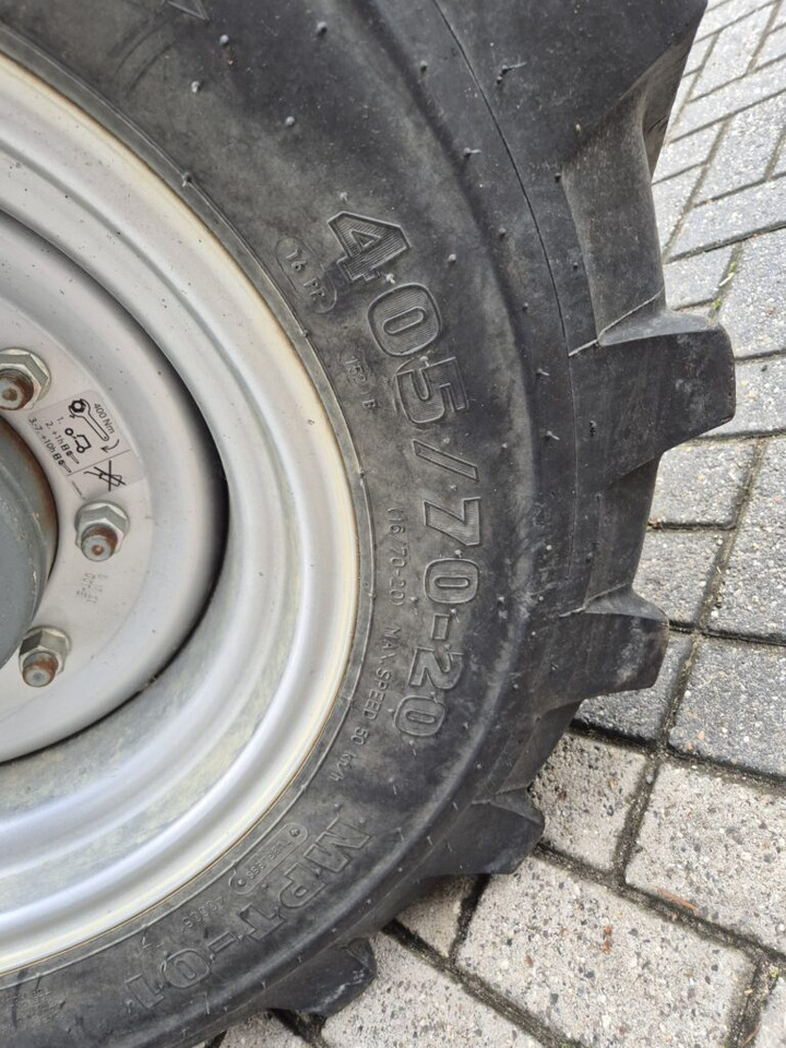 Teleszkópos rakodó KRAMER KT276: 19 kép.