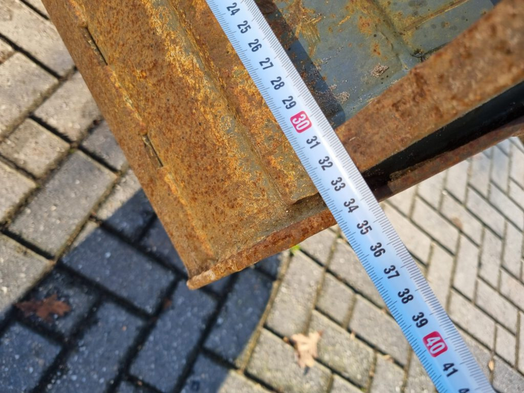 Gumikerekes kotró NEUSON 9503: 6 kép.