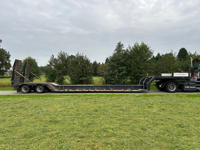 Faymonville LAKO | WOOD PROSSESOR TRAILER | FULL STEERING | HYDRO RAMPS | 8.5 MTR BED | - Félpótkocsi mélybölcsős: 2 kép. Faymonville LAKO | WOOD PROSSESOR TRAILER | FULL STEERING | HYDRO RAMPS | 8.5 MTR BED | - Félpótkocsi mélybölcsős: 2 kép.
