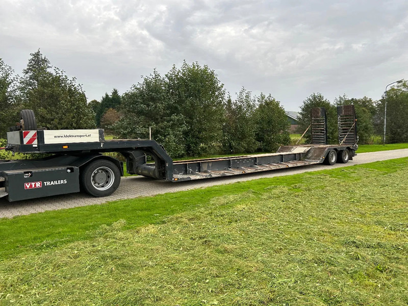 Faymonville LAKO | WOOD PROSSESOR TRAILER | FULL STEERING | HYDRO RAMPS | 8.5 MTR BED | - Félpótkocsi mélybölcsős: 4 kép. Faymonville LAKO | WOOD PROSSESOR TRAILER | FULL STEERING | HYDRO RAMPS | 8.5 MTR BED | - Félpótkocsi mélybölcsős: 4 kép.