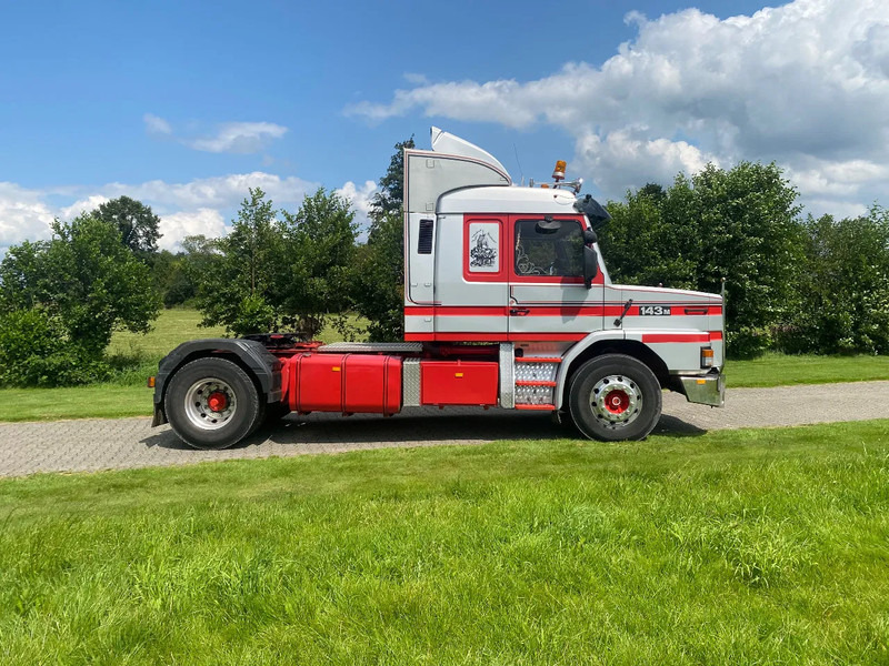Scania T143-500 V8 | 4x2 | 4350 mm WHEELBASE | TOP CONDITION !!! - Nyergesvontató: 5 kép. Scania T143-500 V8 | 4x2 | 4350 mm WHEELBASE | TOP CONDITION !!! - Nyergesvontató: 5 kép.