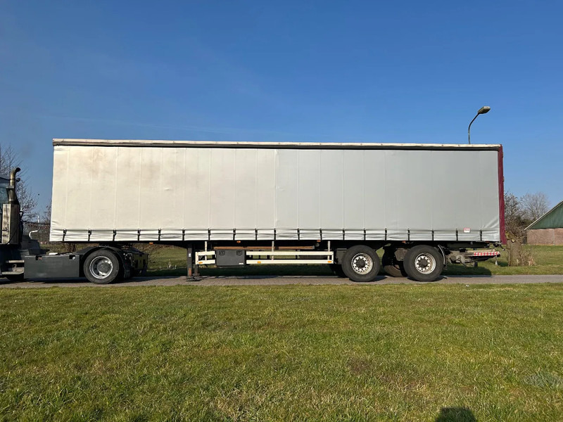 Pacton | LOADINGBOARD | STEERING AXLE | GURTIN SIDE/ROOF | - Ponyvás félpótkocsi: 2 kép. Pacton | LOADINGBOARD | STEERING AXLE | GURTIN SIDE/ROOF | - Ponyvás félpótkocsi: 2 kép.