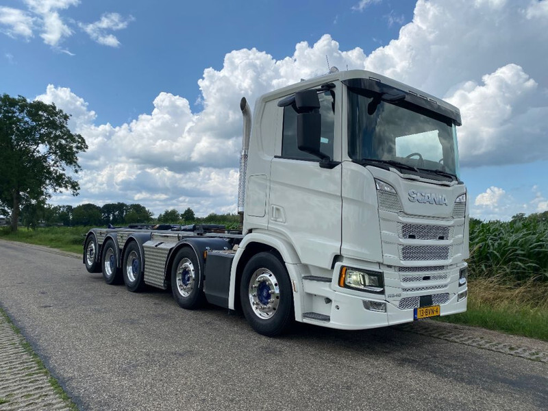 Scania R500 NGS | 25 TON LIFT | 7 MTR CARRIER | 10X4*6 FULL AIR | - Horgos rakodó teherautó: 2 kép. Scania R500 NGS | 25 TON LIFT | 7 MTR CARRIER | 10X4*6 FULL AIR | - Horgos rakodó teherautó: 2 kép.