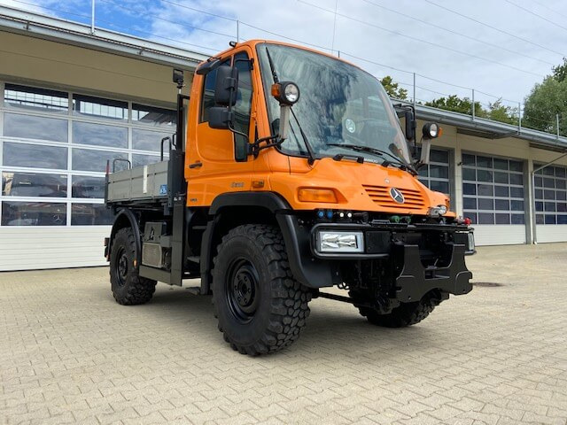 Unimog 300 - U300 405 28539 mit Wandlerkupplung Me - Többcélú/ Speciális jármű: 1 kép. Unimog 300 - U300 405 28539 mit Wandlerkupplung Me - Többcélú/ Speciális jármű: 1 kép.