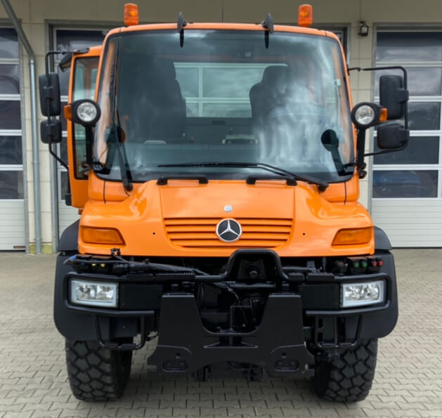 Unimog 500 - U500 405 33387 Mercedes Benz 405 - Többcélú/ Speciális jármű: 2 kép. Unimog 500 - U500 405 33387 Mercedes Benz 405 - Többcélú/ Speciális jármű: 2 kép.