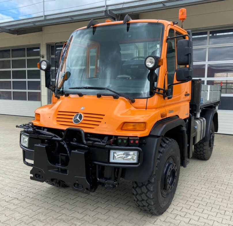 Unimog 500 - U500 405 33387 Mercedes Benz 405 - Többcélú/ Speciális jármű: 1 kép. Unimog 500 - U500 405 33387 Mercedes Benz 405 - Többcélú/ Speciális jármű: 1 kép.
