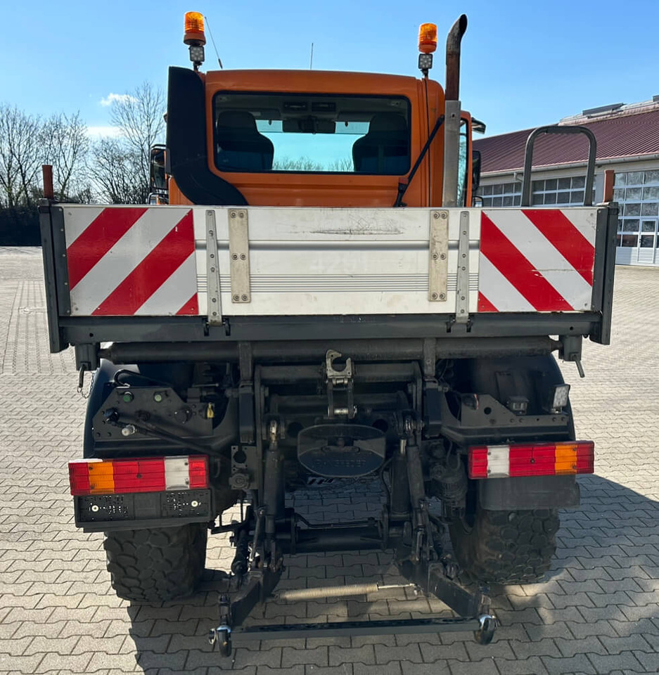 Unimog 400 - U400 405 02734 mit Heckkraftheber Mer - Billenőplatós teherautó: 4 kép. Unimog 400 - U400 405 02734 mit Heckkraftheber Mer - Billenőplatós teherautó: 4 kép.