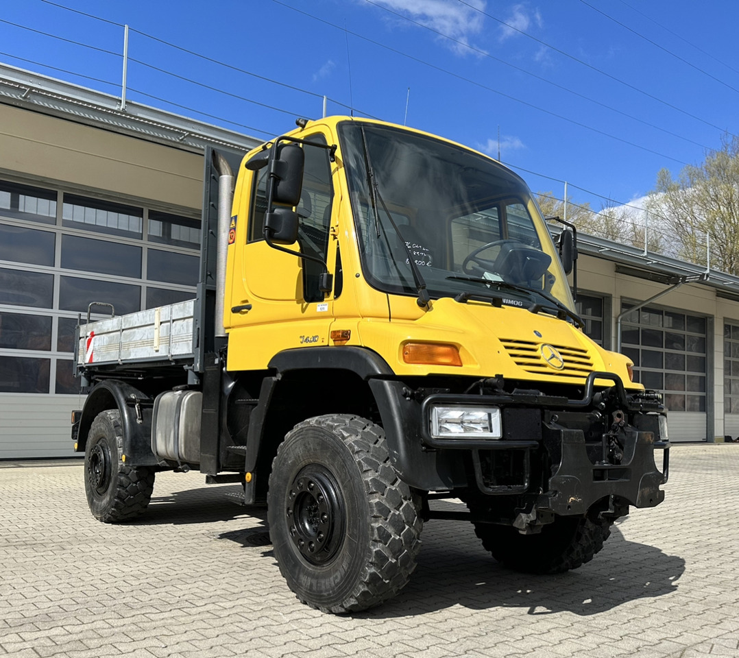Unimog 400L - U400L 405 07997 Mercedes Benz 405 - Billenőplatós teherautó: 1 kép. Unimog 400L - U400L 405 07997 Mercedes Benz 405 - Billenőplatós teherautó: 1 kép.