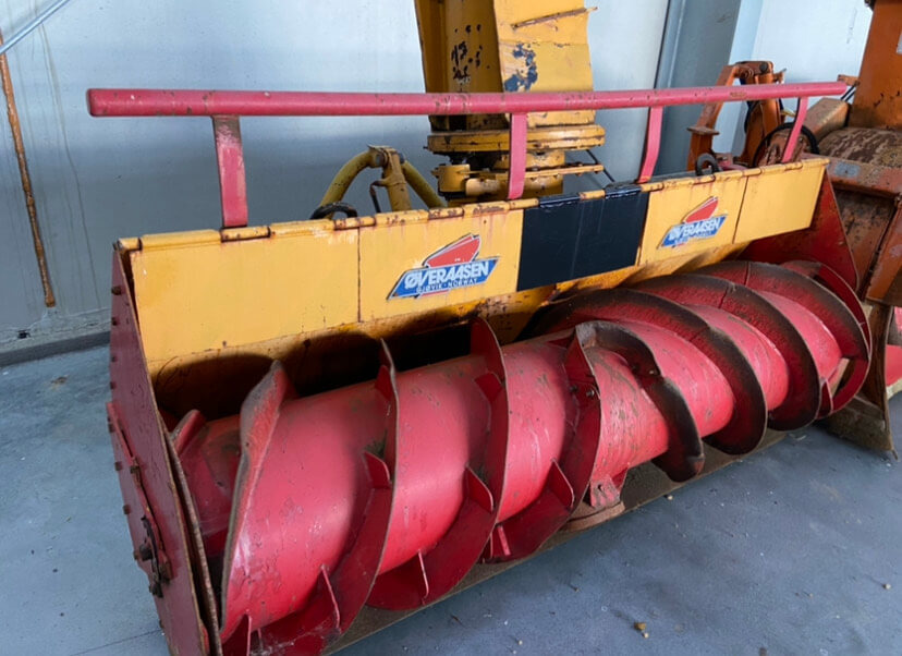 Unimog Schneefräse Overaasen T-70B - Hóeke: 1 kép. Unimog Schneefräse Overaasen T-70B - Hóeke: 1 kép.