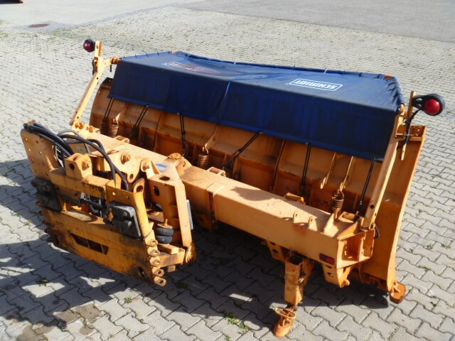 Unimog Schneepflug - Schneeschild Schmidt M30.3 - Hóeke: 4 kép. Unimog Schneepflug - Schneeschild Schmidt M30.3 - Hóeke: 4 kép.