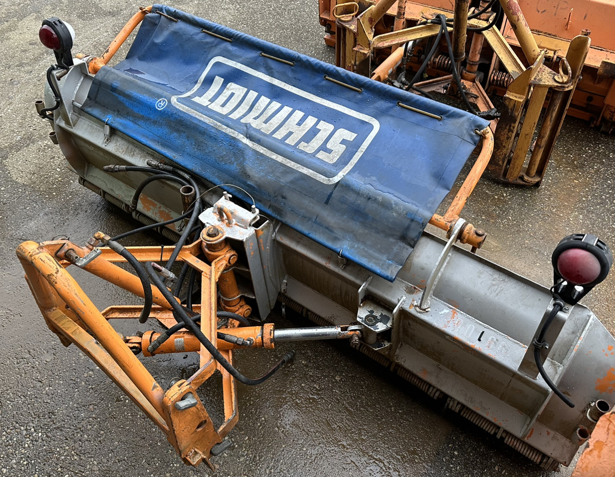 Unimog Schneepflug - Schneeschild Schmidt Micro - Hóeke: 4 kép. Unimog Schneepflug - Schneeschild Schmidt Micro - Hóeke: 4 kép.